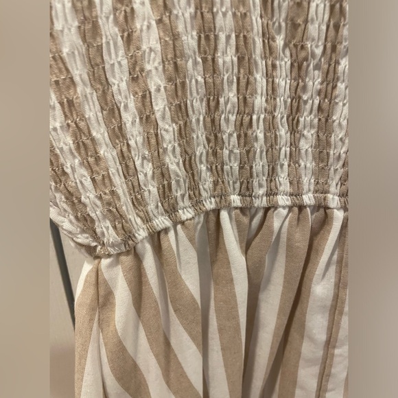 beige and cream stripe short dress - Picture 5 of 8